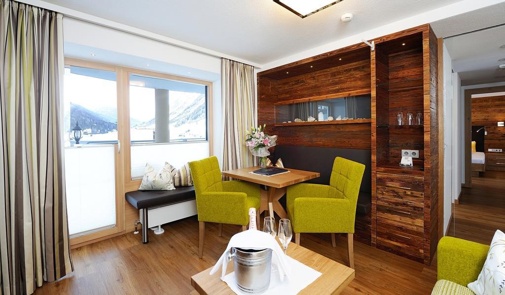 Hotel Jaegerhof Ischgl Habitación foto
